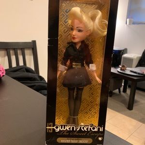 Gwen Stefani Doll - The Sweet Escape - Limited Edition - World Tour 2007